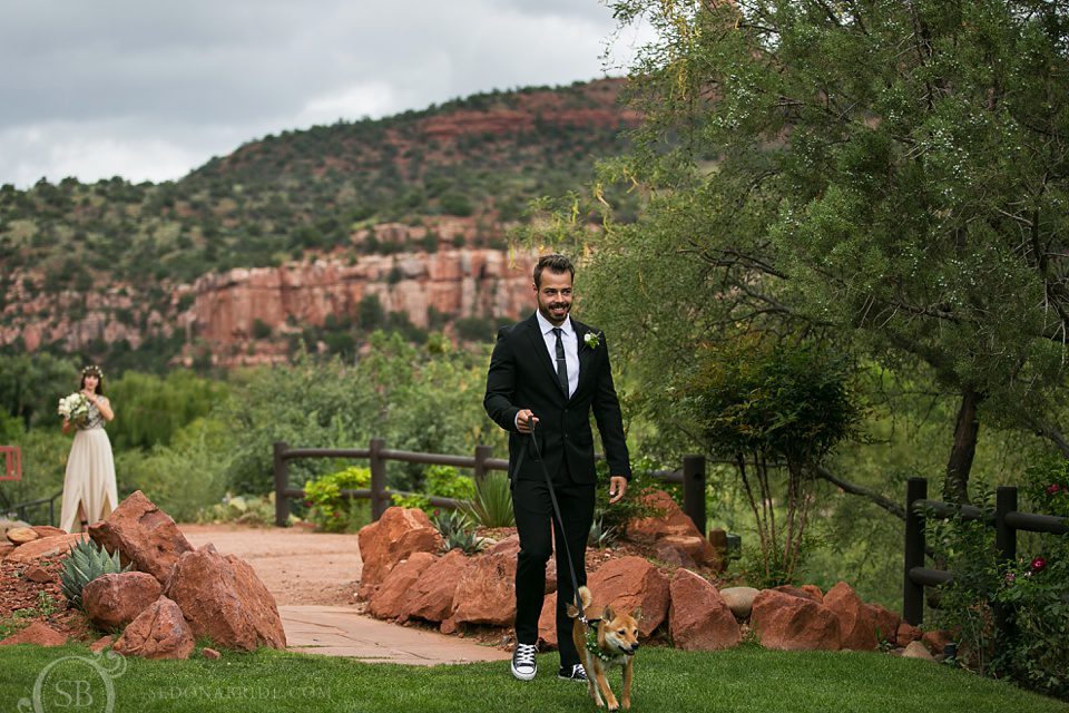 entrance to Sprit Song wedding ceremony site