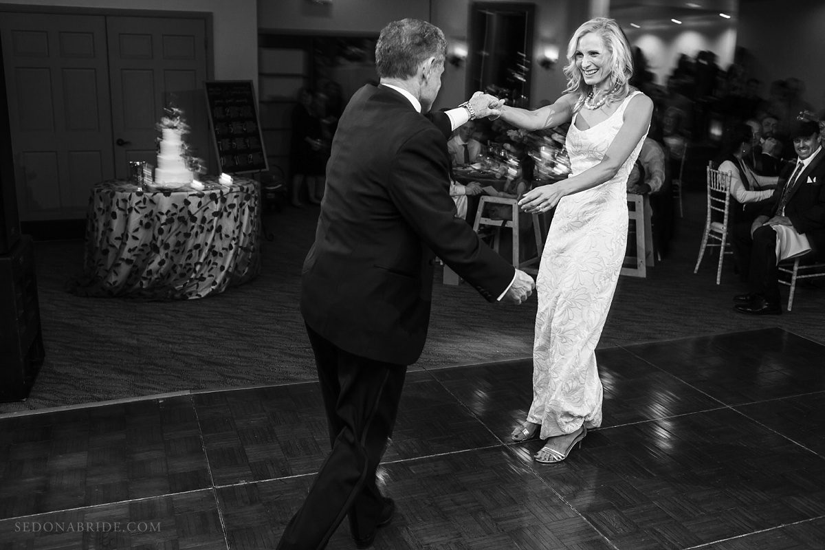 Sedona chapel wedding ~ Anita and Armand's wedding in Sedona - The first dance!