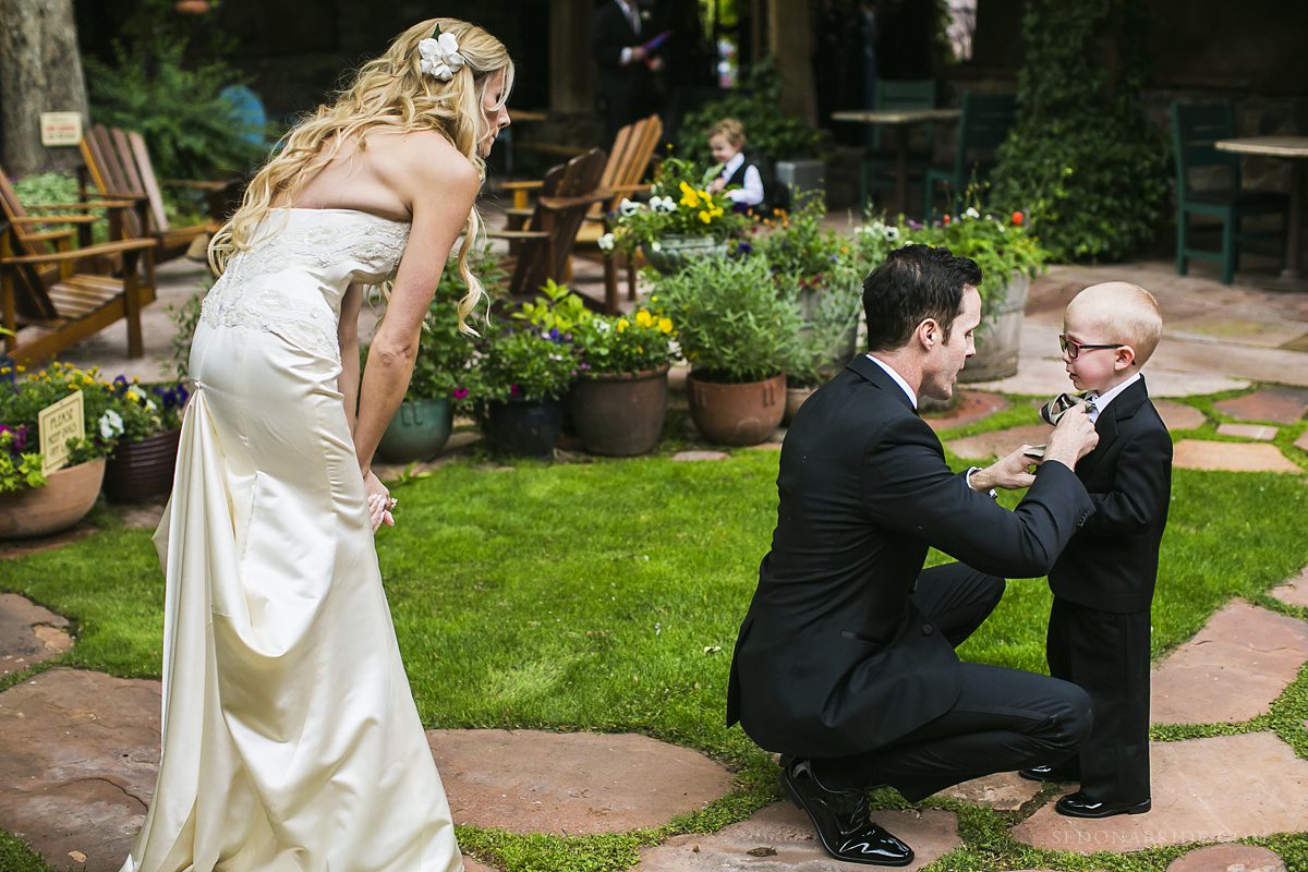 Tlaquepaque Wedding first look at El Portal Sedona