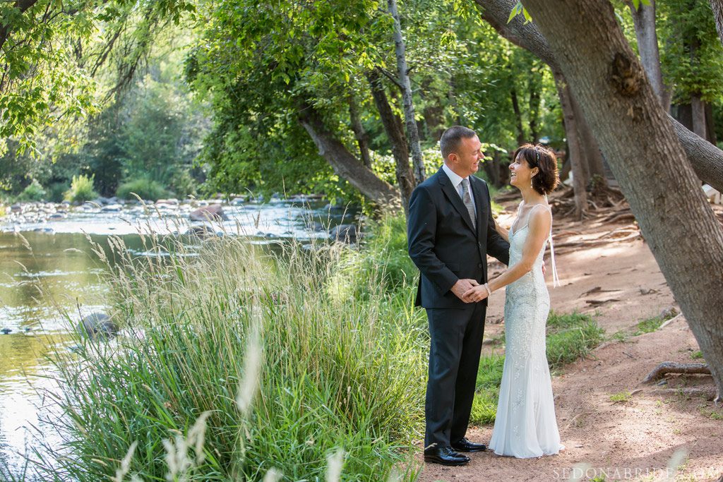 L'Auberge de Sedona is right along Oak Creek and has beautiful sandy creekside.