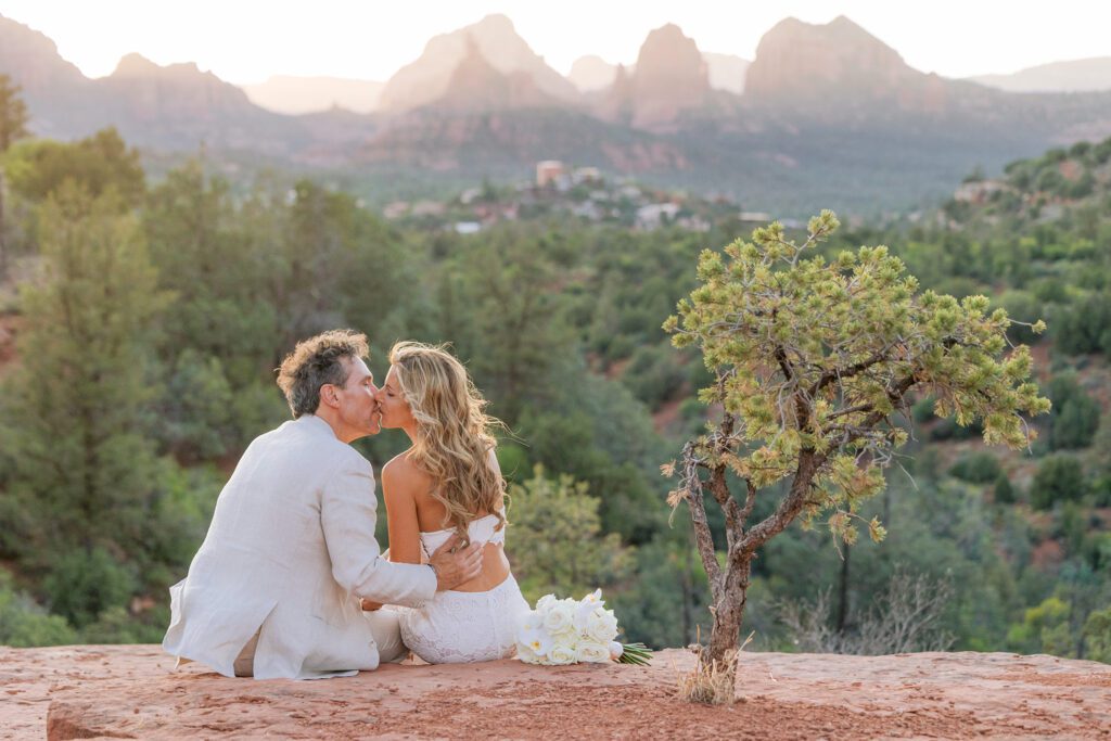 Sedona elopement at Munds Wagon Trail